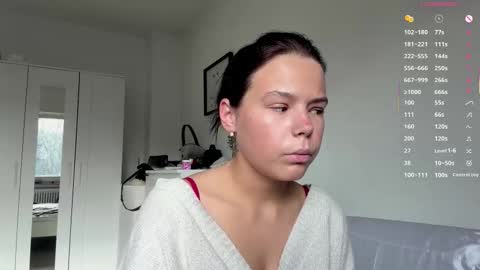 Mia online show from 03.22.26