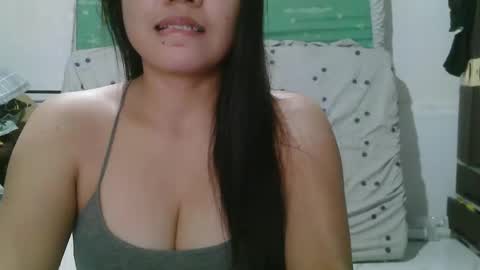 Snapshot of wildcamille chatting on 09.13.25 camille online show from 09.13.25