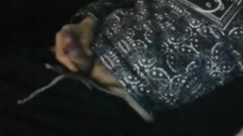 Snapshot of wildealexyz chatting on 12.18.25 WildeAlex online show from 12.18.25