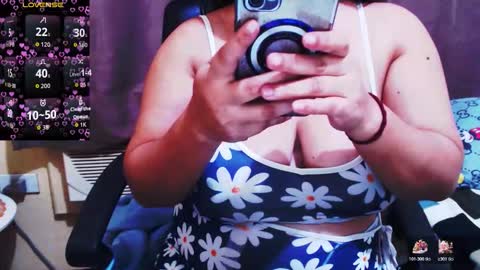 Snapshot of wildhotasianx chatting on 11.04.25 wildhotasianx online show from 11.04.25