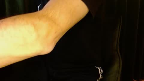 Snapshot of wildjerk91 chatting on 10.13.25 wildjerk91 online show from 10.13.25