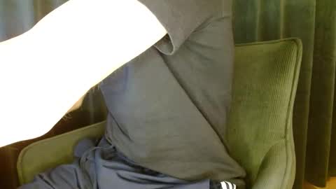 Snapshot of wildjerk91 chatting on 10.20.25 wildjerk91 online show from 10.20.25