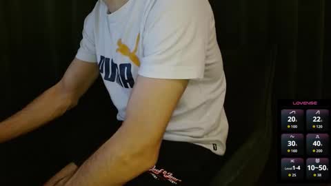 Snapshot of wildjerk91 chatting on 10.22.25 wildjerk91 online show from 10.22.25