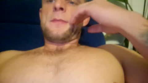 wildmike93 online show from 10.12.25