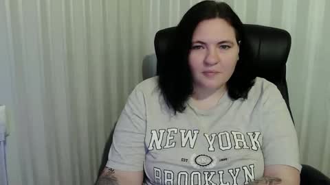 Snapshot of wildpanthers chatting on 11.21.25 wildpanthers online show from 11.21.25