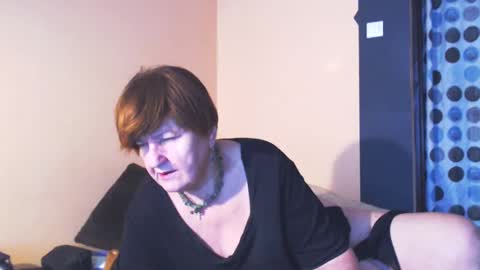 Snapshot of wildredcat chatting on 01.24.25 WildRedCat online show from 01.24.25