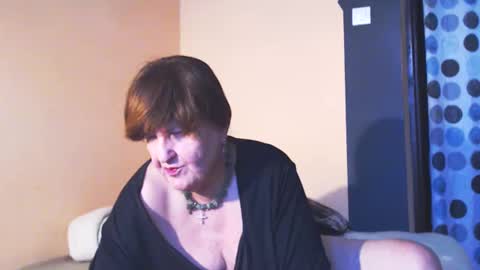 Snapshot of wildredcat chatting on 02.05.25 WildRedCat online show from 02.05.25