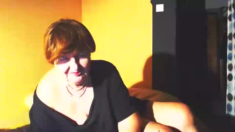 Snapshot of wildredcat chatting on 02.15.25 WildRedCat online show from 02.15.25