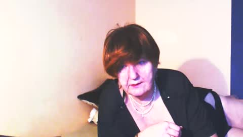 Snapshot of wildredcat chatting on 02.19.25 WildRedCat online show from 02.19.25