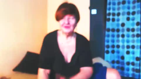 Snapshot of wildredcat chatting on 02.20.25 WildRedCat online show from 02.20.25