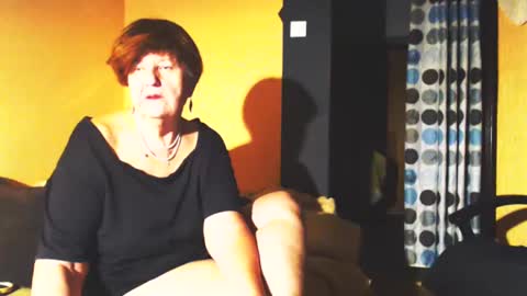 Snapshot of wildredcat chatting on 03.12.25 WildRedCat online show from 03.12.25