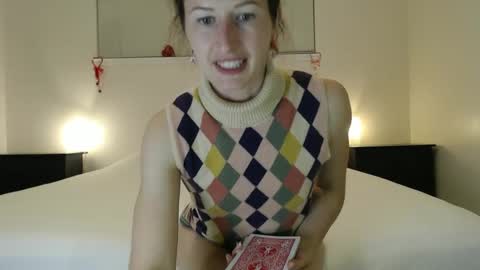 WildRose L - check my Pinned tweet if you dont see me online within 5 minutes after Ive sent email notifications online show from 02.27.25