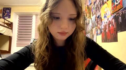 Snapshot of willenasow chatting on 02.18.26 Olivia online show from 02.18.26