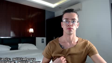 Snapshot of william_henry_a chatting on 01.14.25 William online show from 01.14.25