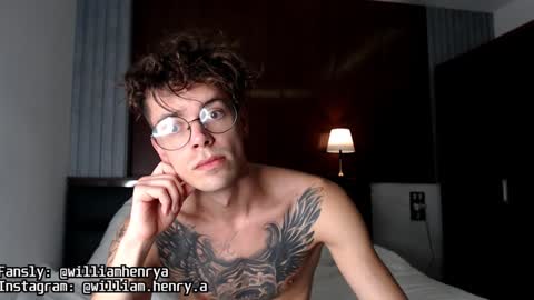 Snapshot of william_henry_a chatting on 01.16.25 William online show from 01.16.25