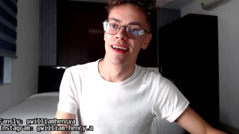 Snapshot of william_henry_a chatting on 01.19.25 William online show from 01.19.25