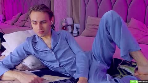 William online show from 10.08.25