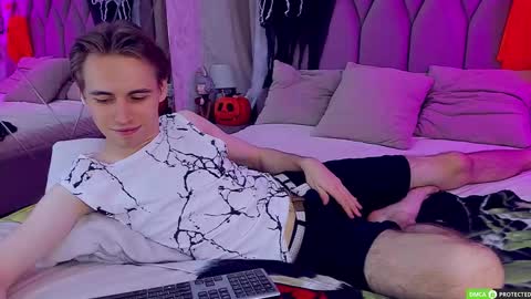 William online show from 10.25.25