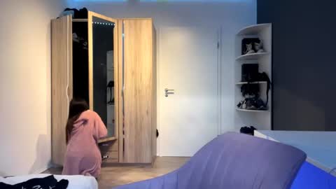 Mari online show from 06.11.26