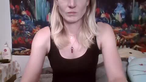 Snapshot of willowxo223 chatting on 06.30.26 willowxo223 online show from 06.30.26