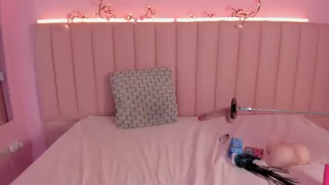 willturneer online show from 04.11.26