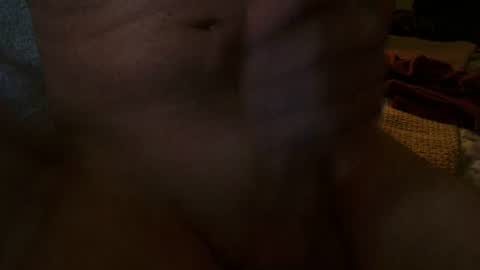 Snapshot of willuknn chatting on 12.04.25 willuknn online show from 12.04.25