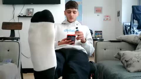 willy_est_95 online show from 04.26.26