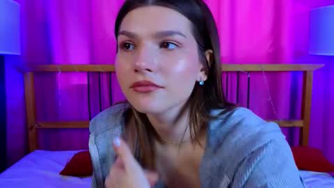 Vicki3 online show from 03.18.26