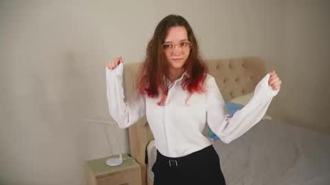 for u Alise online show from 09.12.25