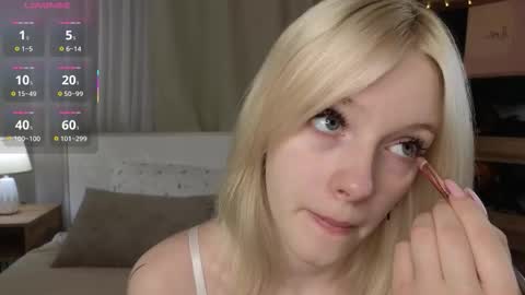 Mary online show from 11.14.25