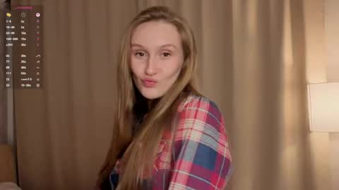 Snapshot of windylesiak chatting on 04.07.26 Sofia online show from 04.07.26