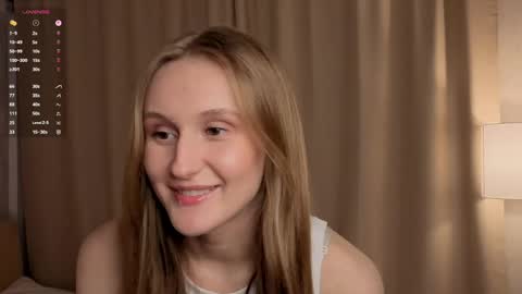 Snapshot of windylesiak chatting on 04.08.26 Sofia online show from 04.08.26