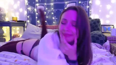 Eevie online show from 12.05.24