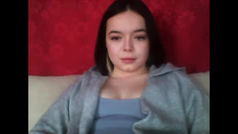 Snapshot of winter__white_rose chatting on 01.04.25 Emma online show from 01.04.25