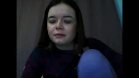 Snapshot of winter__white_rose chatting on 02.07.25 Emma online show from 02.07.25