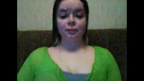 Snapshot of winter__white_rose chatting on 02.12.25 Emma online show from 02.12.25