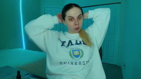 Winter Miracle online show from 02.22.25