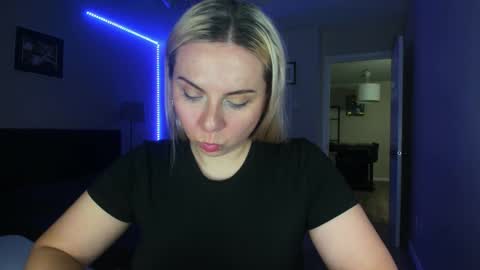 Winter Miracle online show from 09.15.25