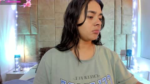 Andrea  online show from 02.04.25