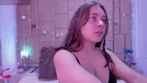 Andrea  online show from 10.03.25