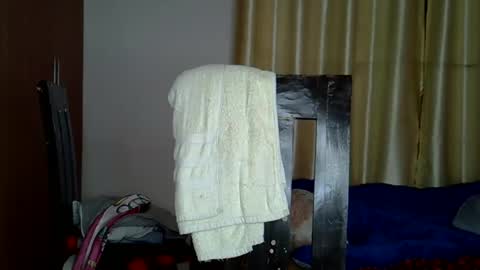 Snapshot of wizzia_khalifa chatting on 02.09.25 girlie o online show from 02.09.25