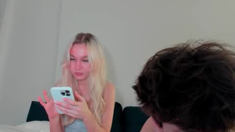 wladilia online show from 11.30.25