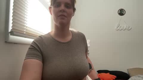 Moth online show from 01.09.25