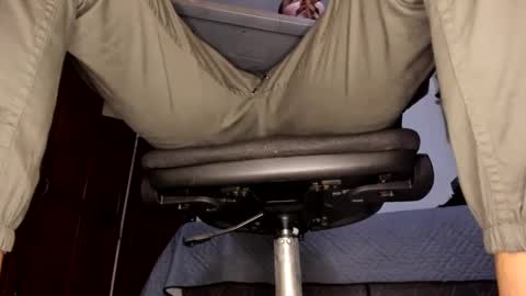 Magnus Dark independent model online show from 09.26.25