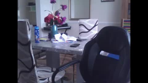 wobble444 online show from 10.13.25