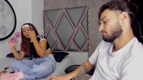 Nicolas Y Laura online show from 03.23.26