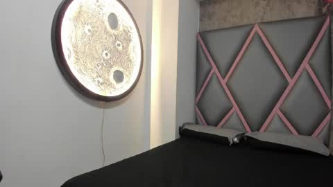 Nicolas Y Laura online show from 04.07.26