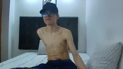  W O L F  online show from 03.11.25