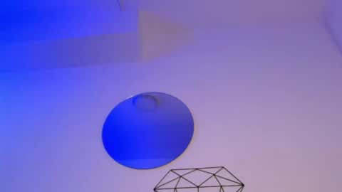  W O L F  online show from 10.20.25