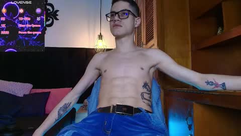  W O L F  online show from 03.31.26